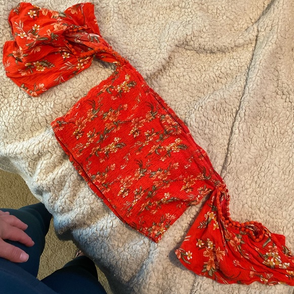 AE 2 Piece Crop Top and Skort Set, Red Floral, Size M - Picture 4 of 6